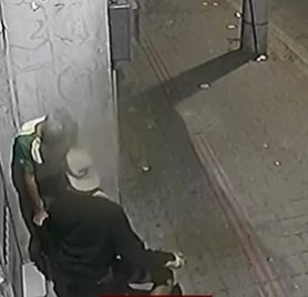 idoso-e-agredido-e-roubado-no-centro-de-campos;-assaltante-foi-preso