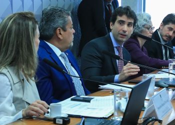 apostadores-destinam-ate-r$-30-bi-por-mes-a-bets,-informa-bc