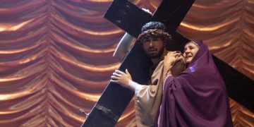 teatro-trianon-recebera-encenacao-da-paixao-de-cristo-2025-no-proximo-dia-18