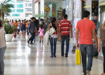 comercio-cresce-0,5%-em-fevereiro-e-atinge-maior-patamar-da-historia