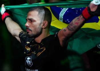 ufc:-unico-campeao-brasileiro,-pantoja-exalta-diego-lopes-em-briga-por-cinturao