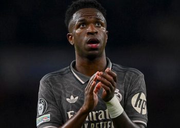 “manicomio-branco”:-real-madrid-acende-chama-da-loucura-contra-o-arsenal