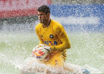 justica-condena-tv-globo-por-reprises-de-“frango”-de-ex-goleiro-do-athletico