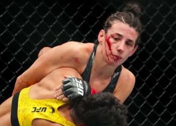 ufc:-brasileira-sofre-nocaute-brutal-e-anuncia-aposentadoria-do-mma