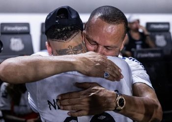 pai-de-neymar-barra-tecnico-na-selecao,-aponta-jornalista