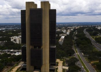 copom-deve-elevar-selic-em-0,5-ponto-na-reuniao-desta-quarta