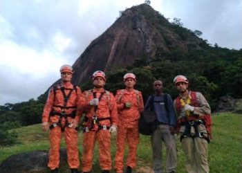 bombeiros-resgatam-homem-que-subiu-montanha-em-campos-para-fazer-oracao