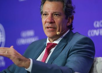 haddad:-eua-devem-olhar-com-mais-generosidade-para-a-america-latina