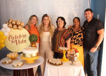 primeira-dama-participa-de-almoco-pelo-dia-das-maes-na-residencia-inclusiva-ii