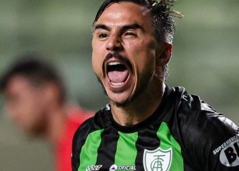 adversario-do-coritiba,-america-mg-vive-pesadelo-como-visitante-na-serie-b