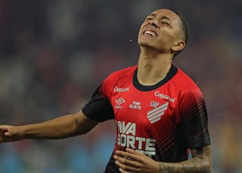 athletico-busca-sair-da-crise-com-sequencia-positiva-e-coritiba-enfrenta-desafios-|-carneiro-neto