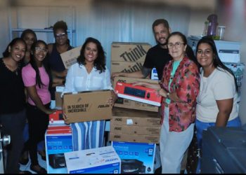desenvolvimento-humano-entrega-equipamentos-eletronicos-ao-cras-de-goitacazes