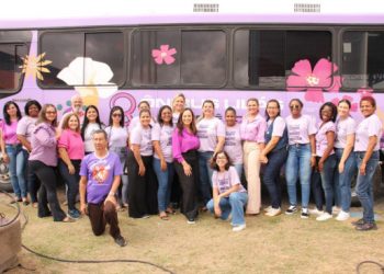 mulheres-sao-atendidas-com-diversos-servicos-na-praca-ceu-nesta-quinta-feira