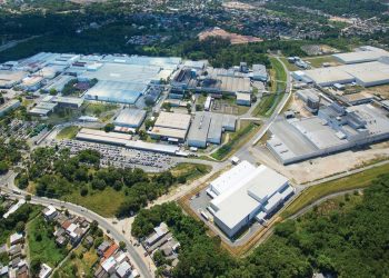 emprego-industrial-tem-primeira-queda-mensal-em-18-meses