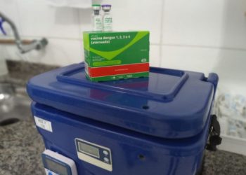 criancas-e-adolescentes-de-10-a-13-anos-devem-receber-a-vacina-contra-dengue