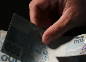 mercado-preve-inflacao-de-5,24%-e-pib-de-2,21-em-2025