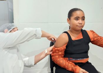 adolescentes-de-14-anos-ja-podem-receber-a-vacina-contra-dengue-em-campos