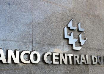 contas-publicas-tem-deficit-de-r$-33,7-bilhoes-em-maio