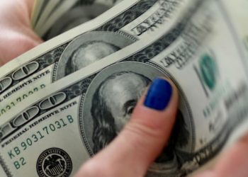 dolar-cai-para-r$-5,42-e-fecha-no-menor-valor-desde-19-de-agosto
