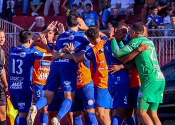 foz-do-iguacu-vence-time-de-gusttavo-lima-e-conquista-acesso-no-campeonato-paranaense