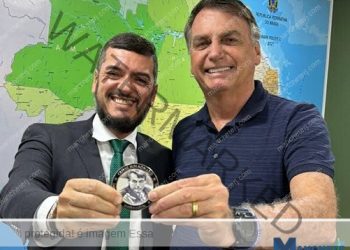 bolsonaro-pede-que-grupo-“nao-se-meta”-em-conflito-no-rio-e-reforca-apoio-a-bacellar-para-2026