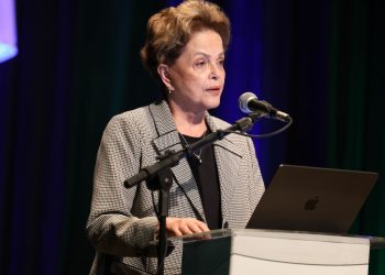 dilma:-banco-do-brics-tera-30%-da-carteira-em-moedas-locais-em-2026