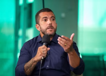 morto-‘assina’-documento-em-projeto-bancado-por-emenda-de-r$-4-milhoes-do-deputado-carlos-jordy
