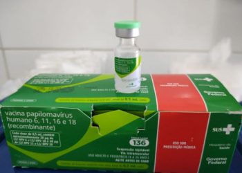 saude-reforca-chamado-para-jovens-entre-15-e-19-anos-se-vacinarem-contra-hpv