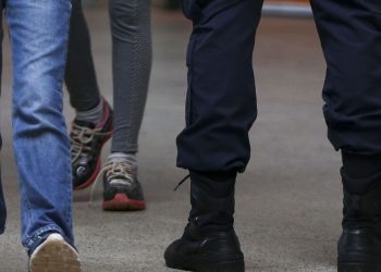 sp:-governo-vai-recorrer-para-contratar-pms-como-monitores-de-escolas
