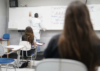 premio-jovem-cientista-recebe-inscricoes-ate-dia-31