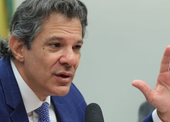 haddad:-governo-tem-plano-para-socorrer-setores-afetados-por-tarifaco