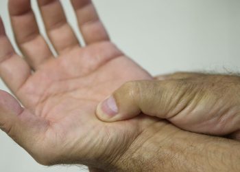 lei-define-fibromialgia-como-deficiencia-em-todo-pais-a-partir-de-2026