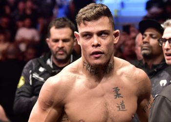 UFC 319: Brasileiro será reserva em disputa de cinturão e alfineta lutador