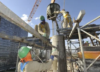 Sinduscon-SP revisa para baixo a projeção de crescimento da construção