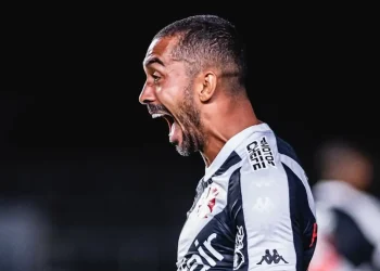 Ex-Paraná aparece na lista de pré-convocados de Ancelotti