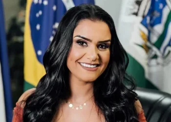 Prefeita de Cardoso Moreira, Geane Vincler, é absolvida pelo TRE em julgamento que podia determinar sua cassação