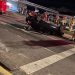 Carro capota após colidir com poste em Campos e motorista foge do local
