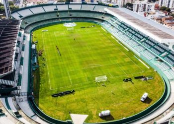 Coritiba bate marca expressiva e ganha força para o acesso