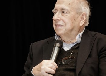 Luis Fernando Verissimo é internado em UTI de hospital em Porto Alegre