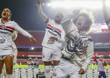São Paulo bate Ferroviária e avança à semi do Brasileirão Feminino