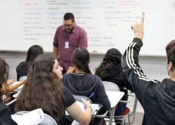 Escolas podem corrigir dados do Censo Escolar 2025 até 23 de outubro