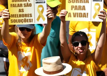 Governo institui dias de prevenção ao suicídio e à automutilação