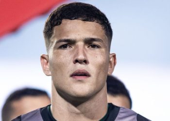 Coritiba inscreve jogadores do time principal para a Taça FPF