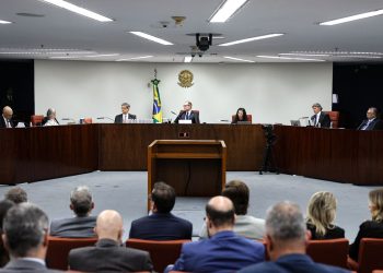 TV Brasil exibe especial sobre julgamento da tentativa de golpe