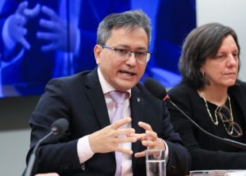 Receita cobrará dados de fintechs de forma retroativa, desde janeiro