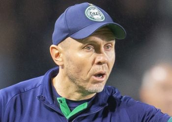 Técnico do Coritiba dispara contra torcedores dos bairros Batel e Cabral por vaias