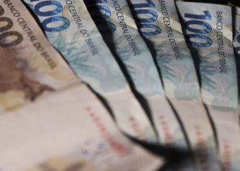 Serasa abre um dia de negociação de dívidas