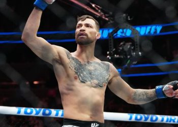 Olho nele! Maurício Ruffy entrega inspiração para golpe inédito no UFC Paris