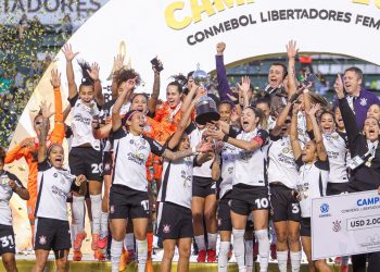 Libertadores: Corinthians faz história com tricampeonato consecutivo