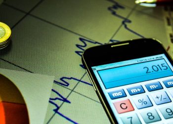 Mercado financeiro reduz previsão de inflação para 4,8%